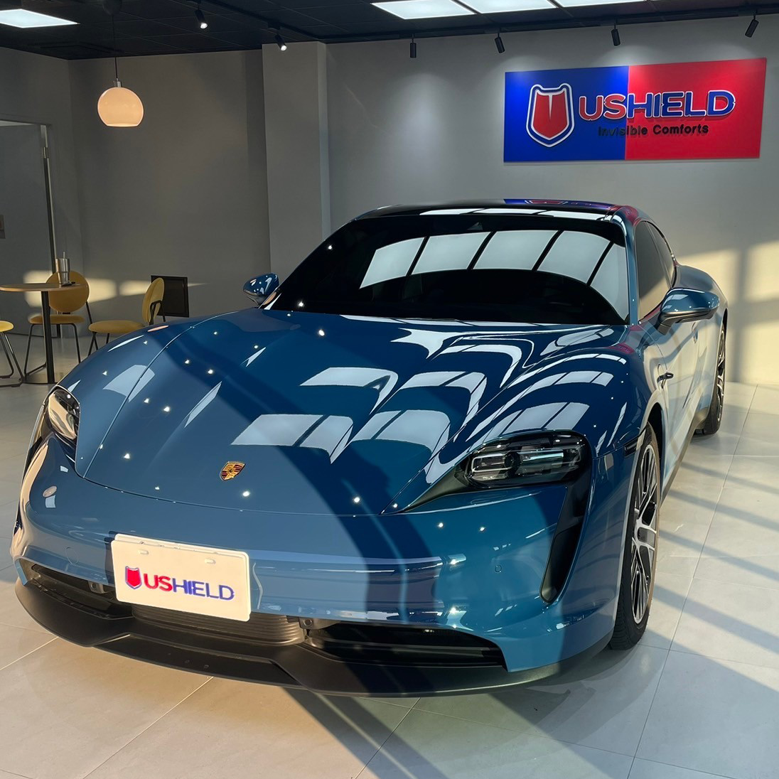 「U 盾」頂級犀牛皮包膜